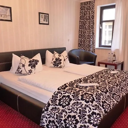 호텔 Zur Traube 프레이버그