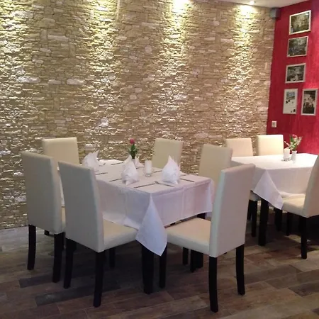 Hotel Zur Traube 3*